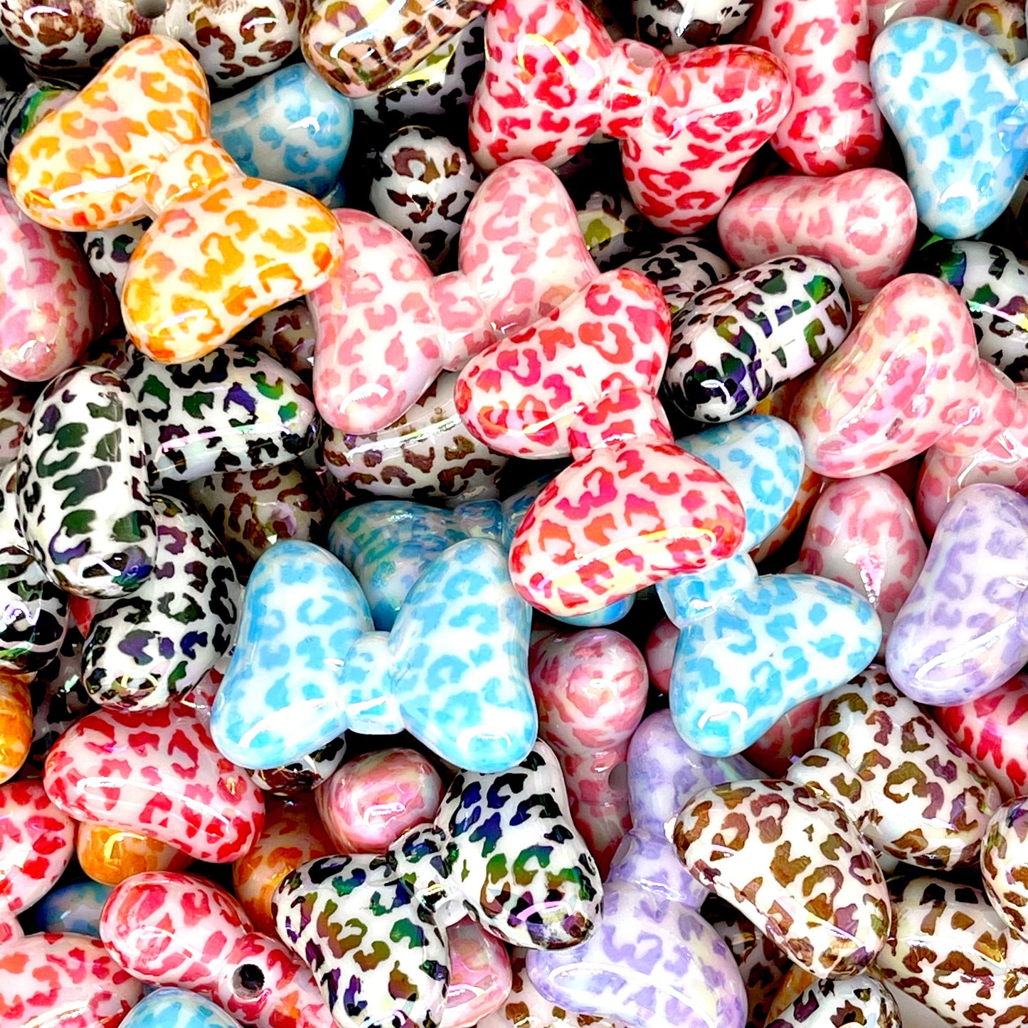 Mini's Bow Acrylic Beads